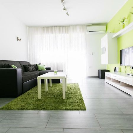 Emerald Soca Apartment Толмин Экстерьер фото