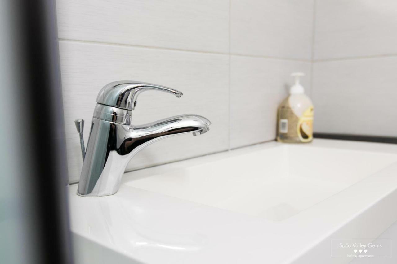Emerald Soca Apartment Толмин Экстерьер фото