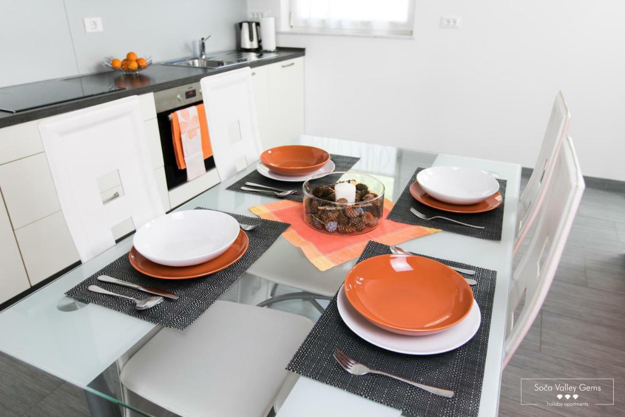 Emerald Soca Apartment Толмин Экстерьер фото